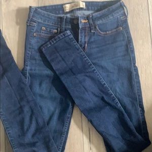 hollister jeans